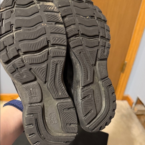 Brooks Men's Black Ghost Athletic Shoes - Picture 2 of 3